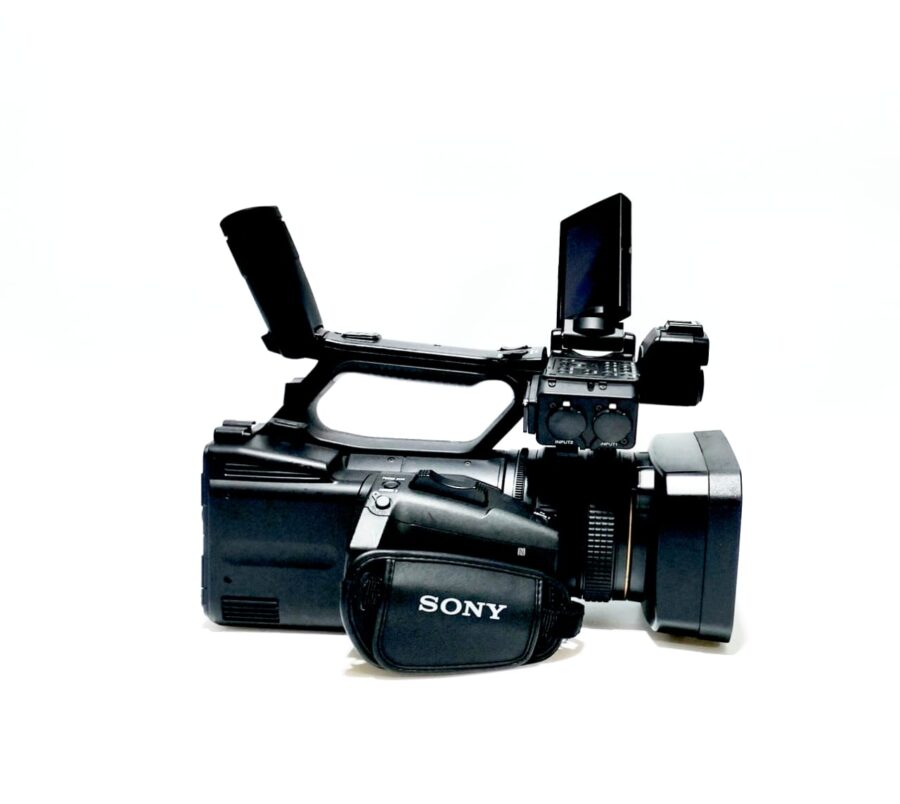 Ex-Uk/used Sony HXR-NX5R NXCAM Professional Camcorder with Built-In LED Light