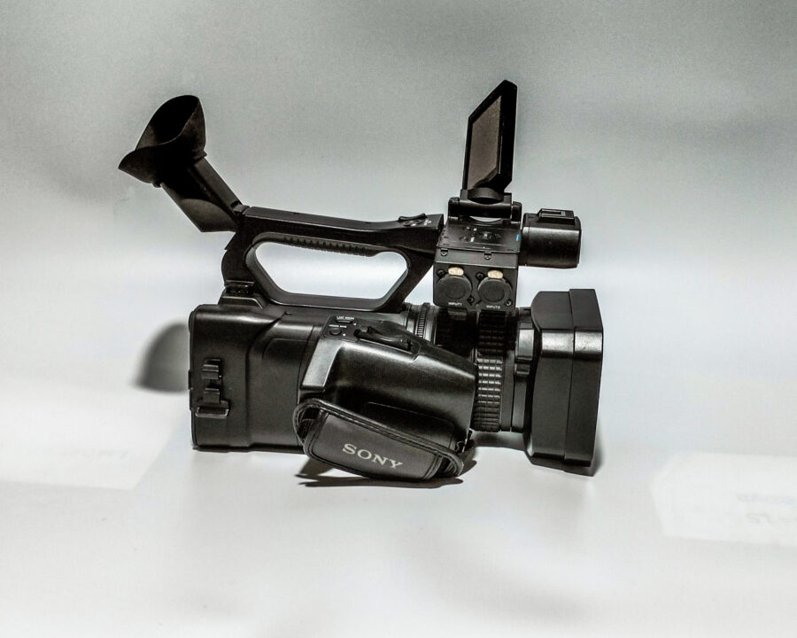 Sony HXR-NX100 Full HD NXCAM Camcorder