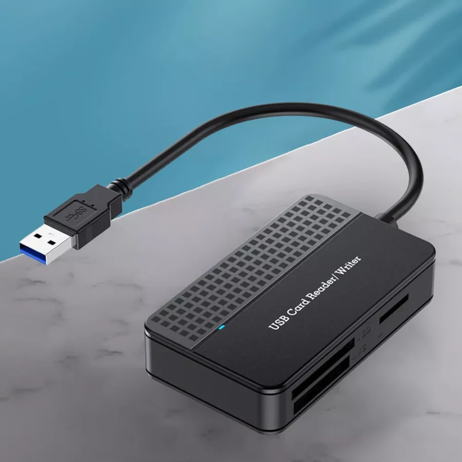 USB 3.0 Type-C 4-in-1 Memory Card Reader